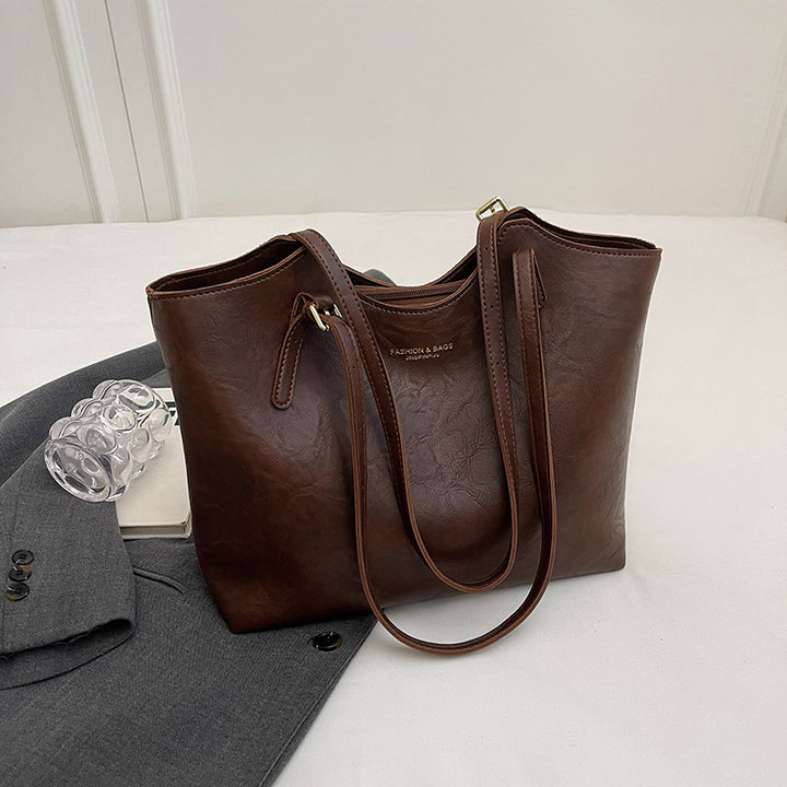 Luxe Leather Tote Bowlift
