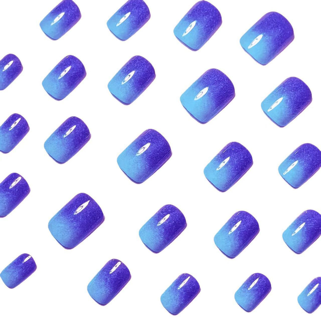 Kreative Ombre-Art Nails Bowlift