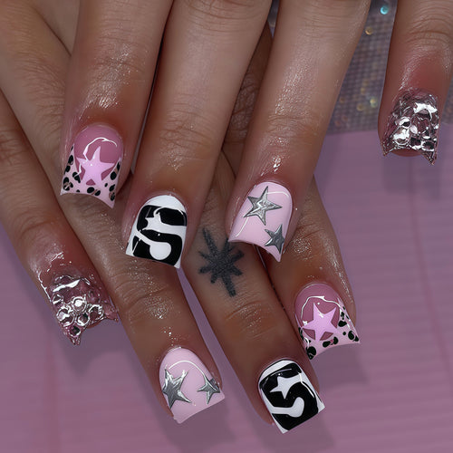 Artistic Press-On Nail Art Design Bowlift