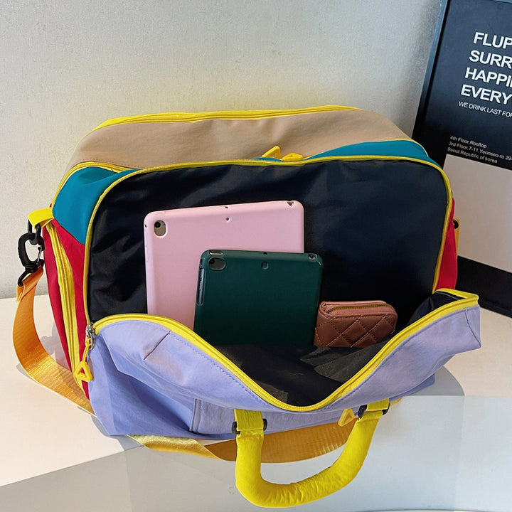 Sporty Travel Bag Bowlift