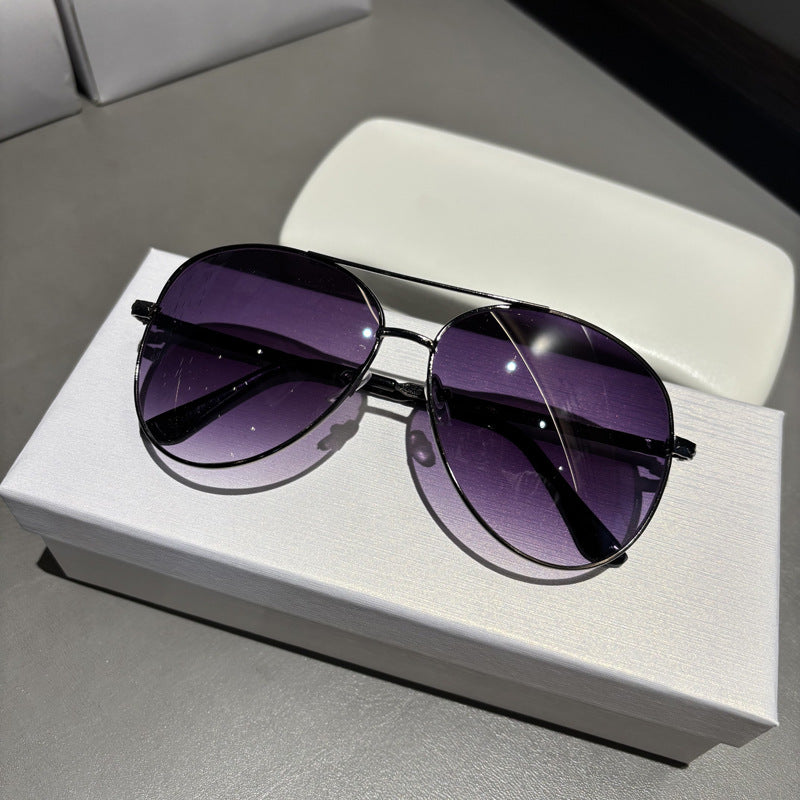 Aviator Style Sunglasses Bowlift