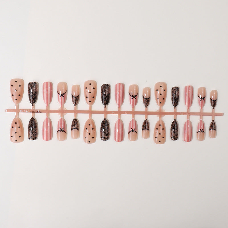 Elegant Lace-Inspired Press-On Nail Set Bowlift