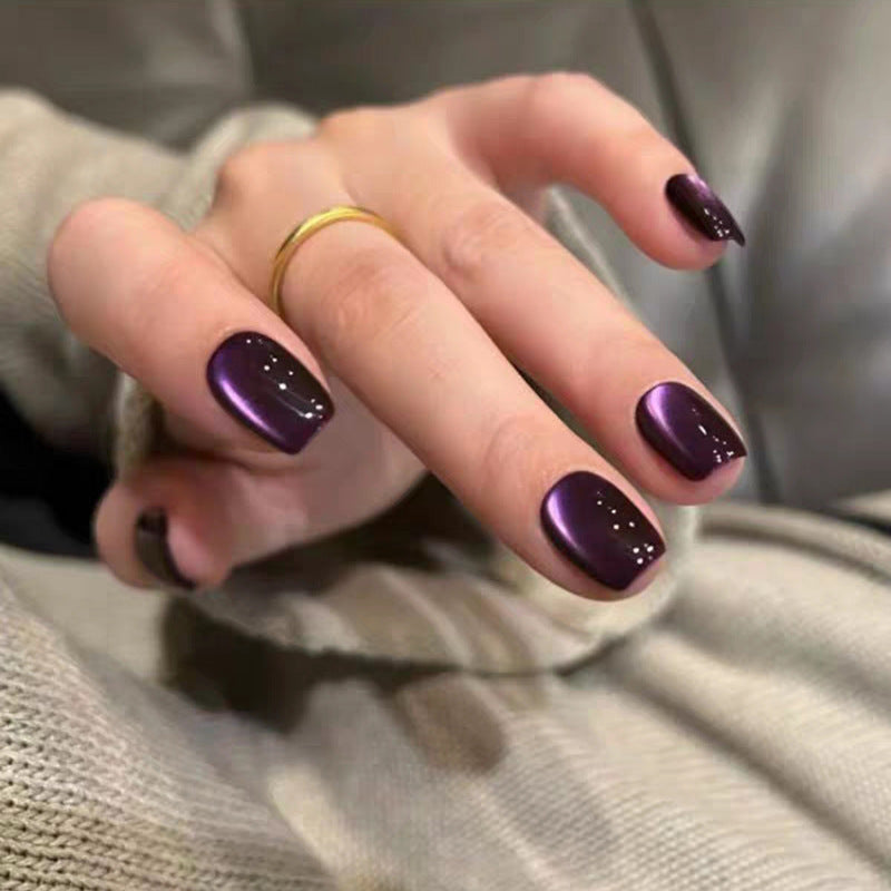 Press-On Nail Set with Elegant Ombre Finish and Glitter Accents Bowlift