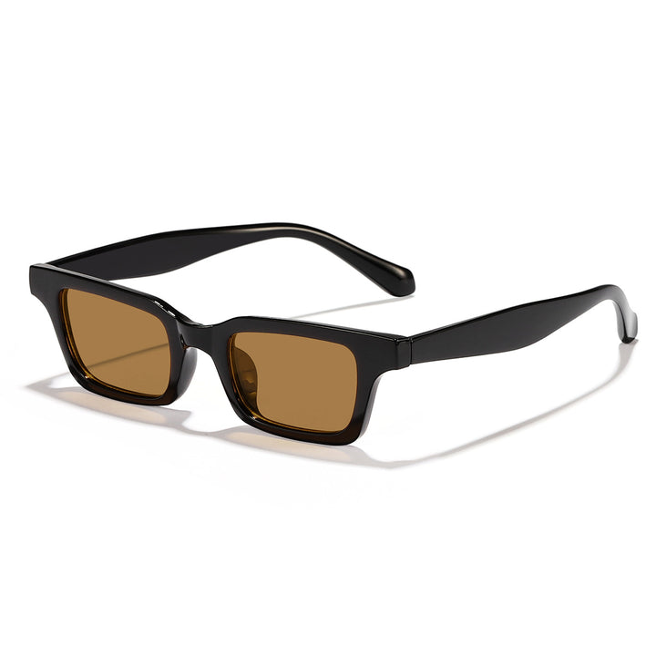 Women's stylish sunglasses in urban design Bowlift