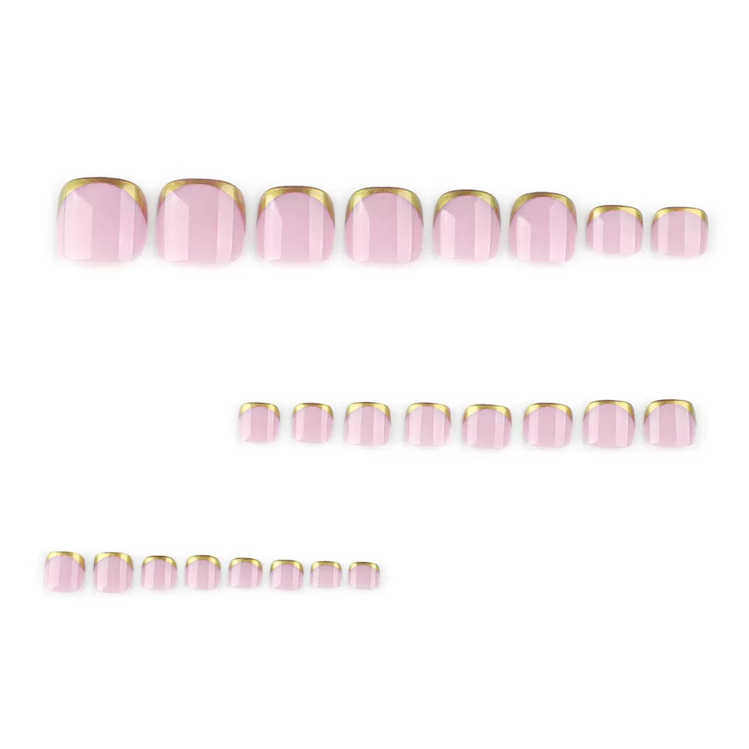 Artificial nail set with luxurious golden tips and glossy finish Bowlift
