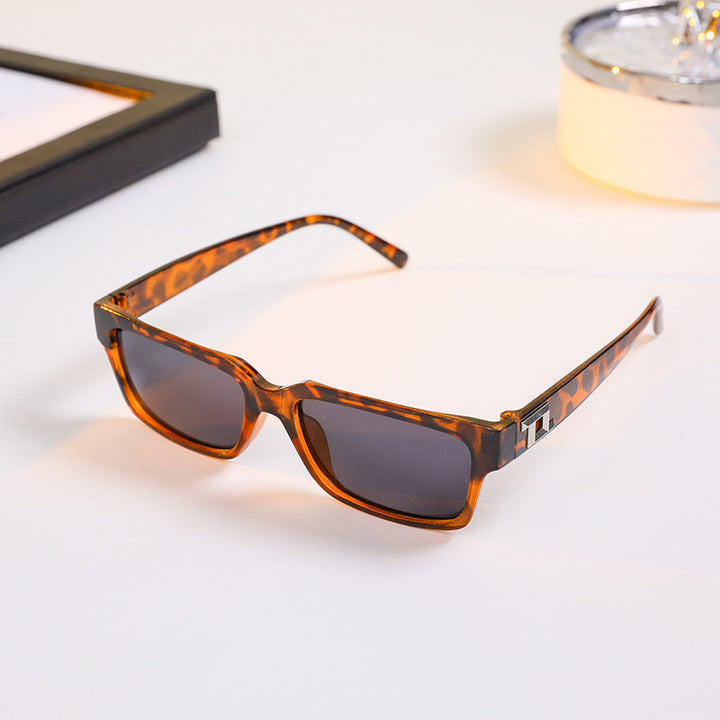 Women's fashionable ergonomic reading glasses Bowlift