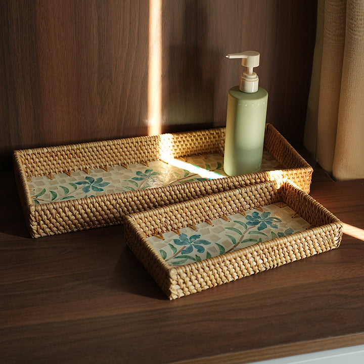 Elegant serving platter made of natural materials Bowlift