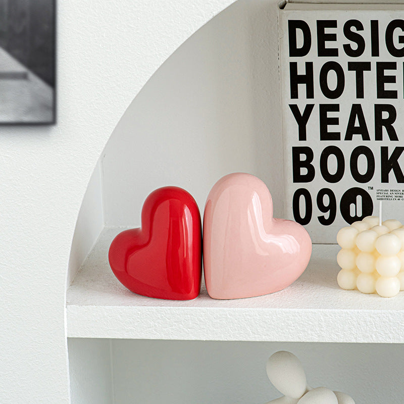 Decorative Heart Sculpture Bowlift