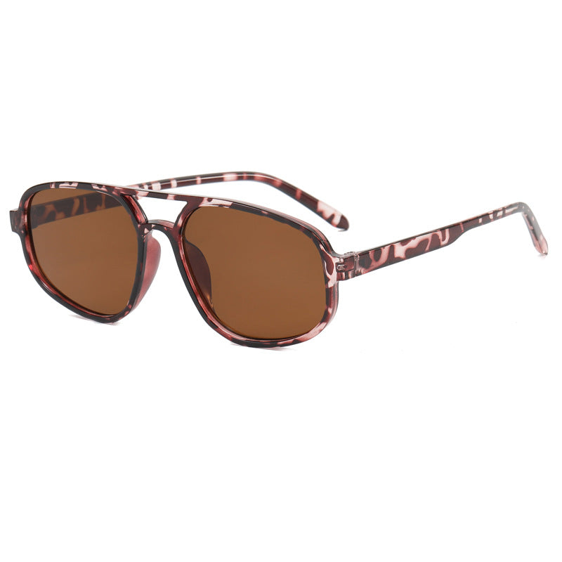 Women's fashionable oversized sunglasses with trendy frame Bowlift