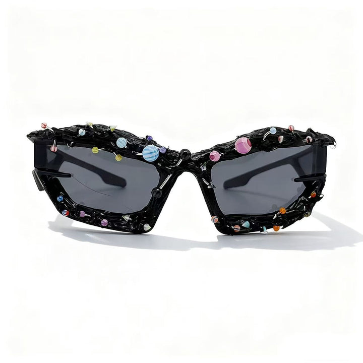 Ladies sunglasses with creative decor and distinctive frame Bowlift