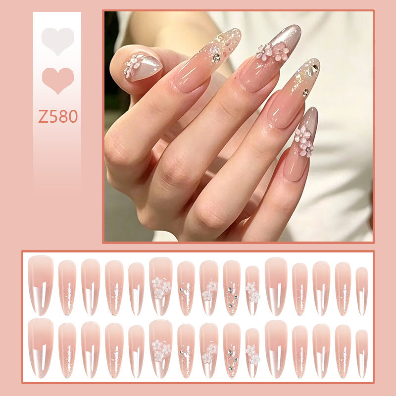 Nail art set with floral 3D applications and glitter accents Bowlift