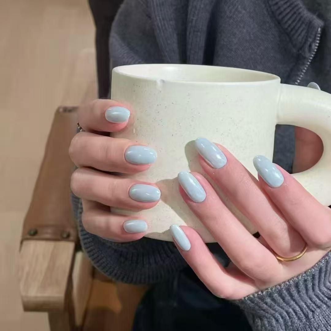 Whimsical Bunny-Themed Press-On Nail Art Set Bowlift