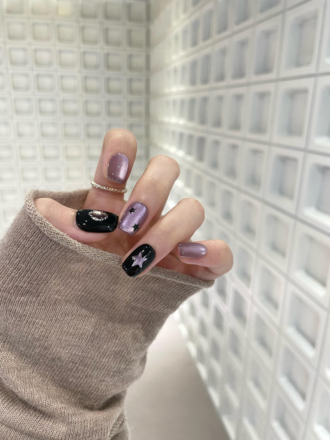 Stylish Star Design Artificial Nails Bowlift