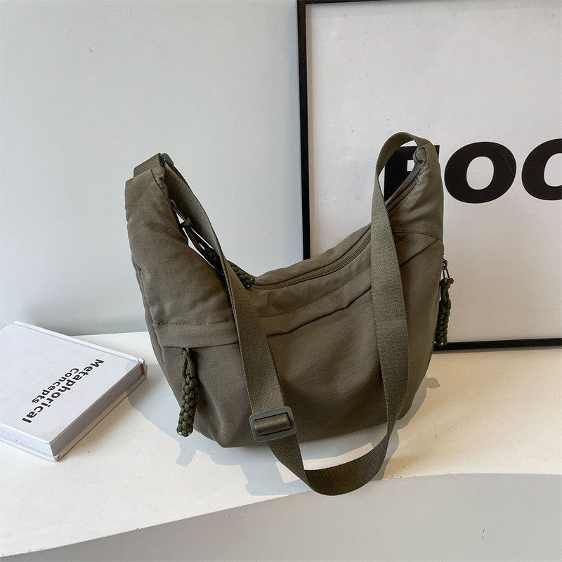 Fashionable shoulder bag Bowlift