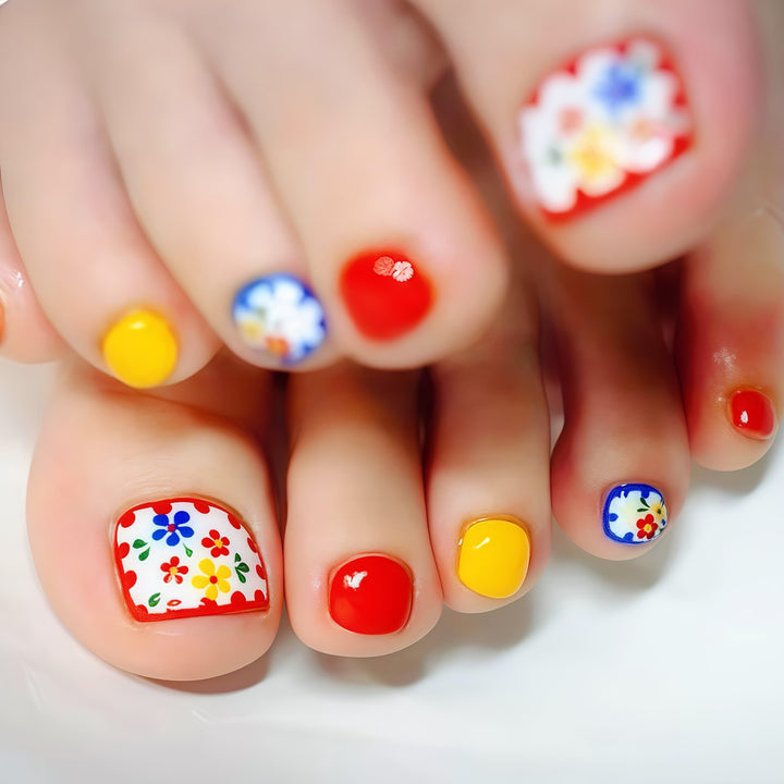 Trendy Toenail Art Bowlift