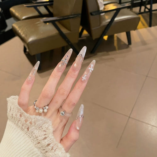 Fashionable Stiletto Nail Extensions Bowlift