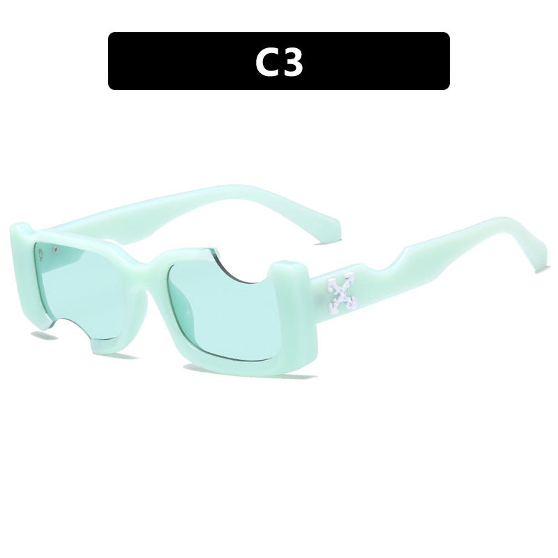 Ladies fashionable sunglasses with distinctive design and sturdy plastic frame Bowlift