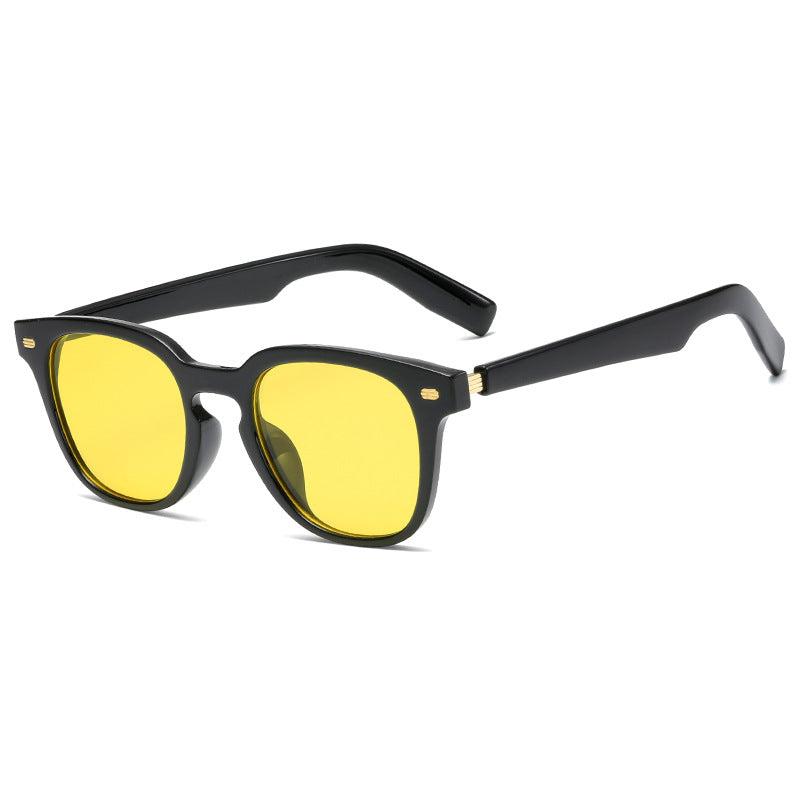 Ladies fashionable corrective glasses with elegant plastic frame and golden accents Bowlift