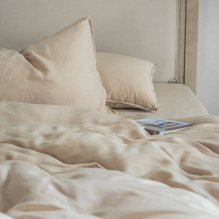 Linen bedding set