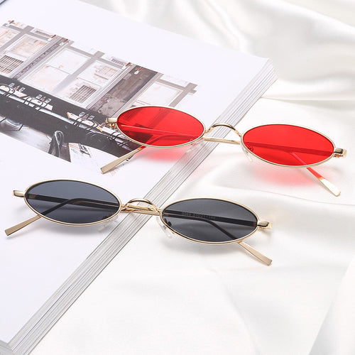 Ladies elegant sunglasses in oval metal frame Bowlift