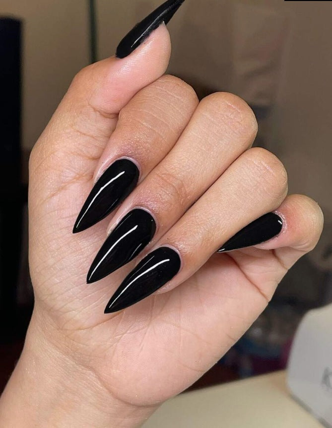 Glossy Stiletto Press-On Nail Extensions Bowlift