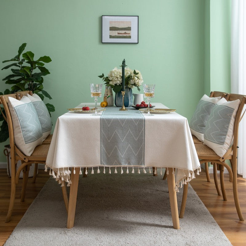 Elegant Woven Table Cover