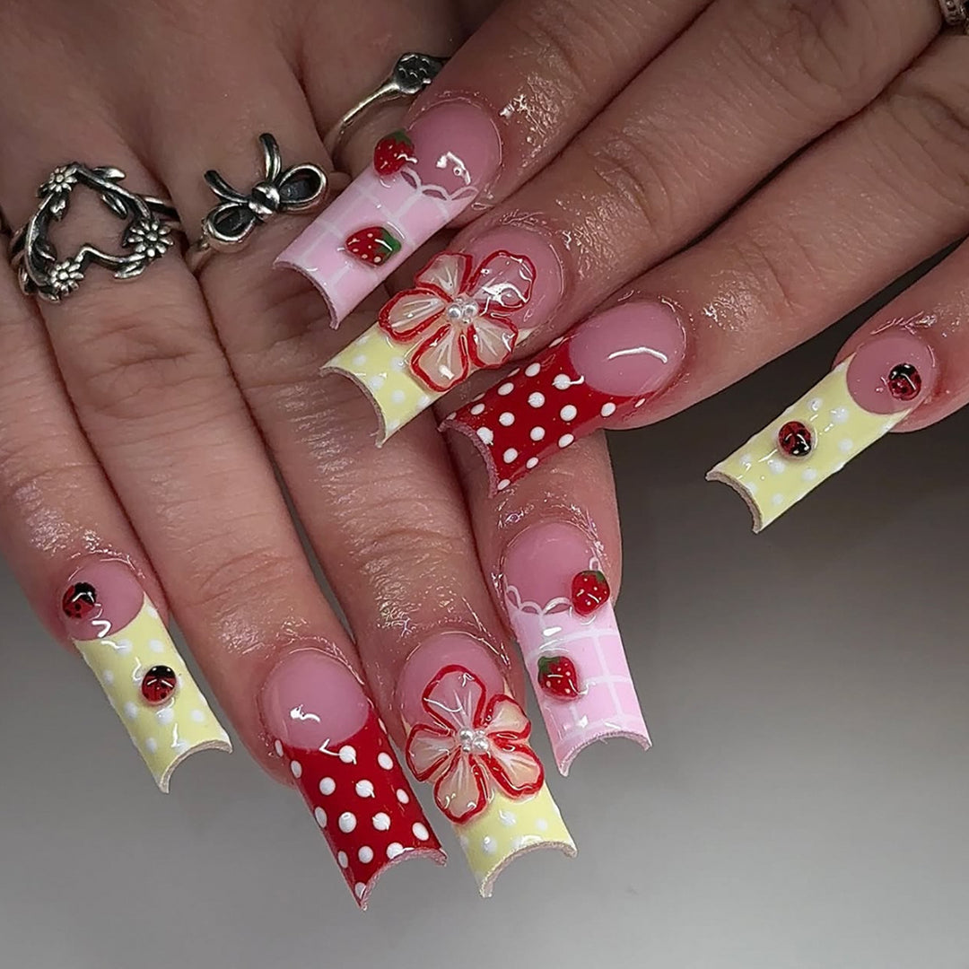 Artificial nails with creative fruit designs Bowlift