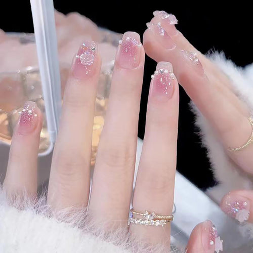 Glittery Crystal-Embellished Press-On Nail Tips Bowlift