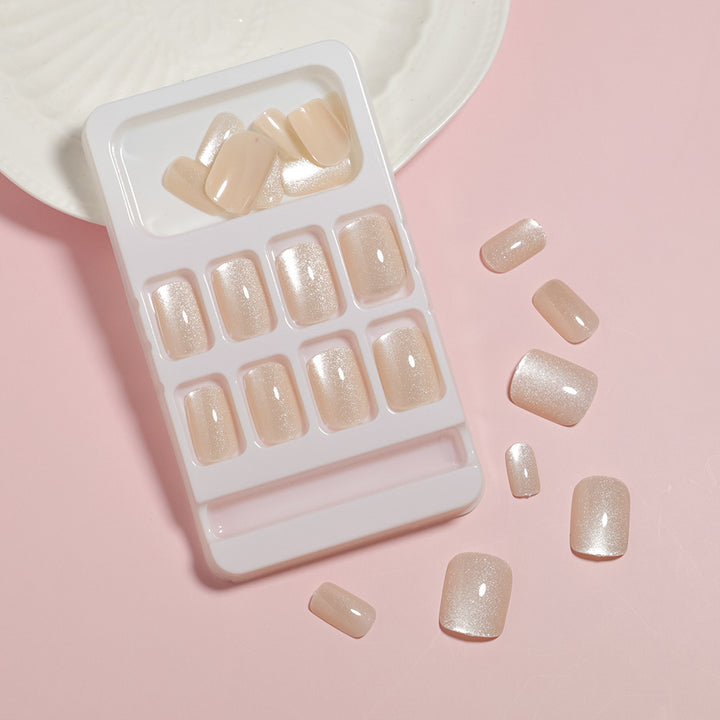 Glitter-Infused Press-On Nail Art Bowlift