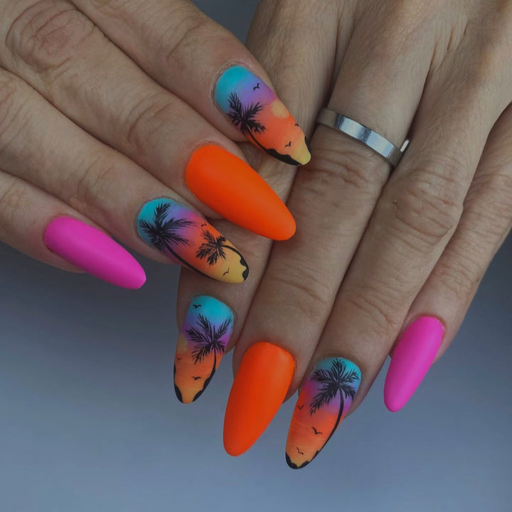 Creative Art Nails with Tropical Palm Motif Bowlift
