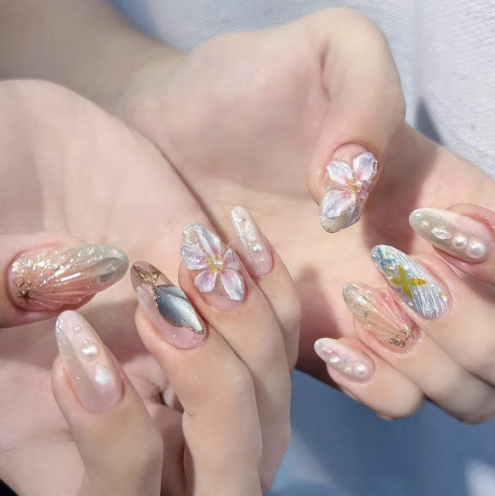 Artistic Floral Nail Design Bowlift