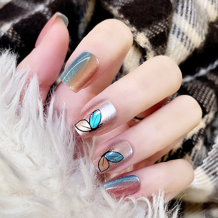 Floral-Inspired Press-On Nail Set Bowlift