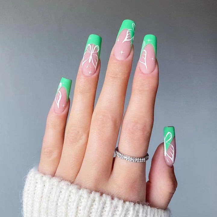 Artful nail art with floral accents Bowlift 1789123954