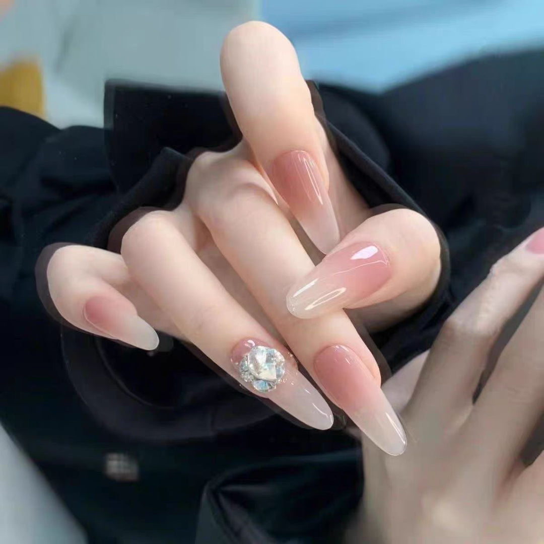 Artistic Press-On Nail Set with Unique Designs Bowlift