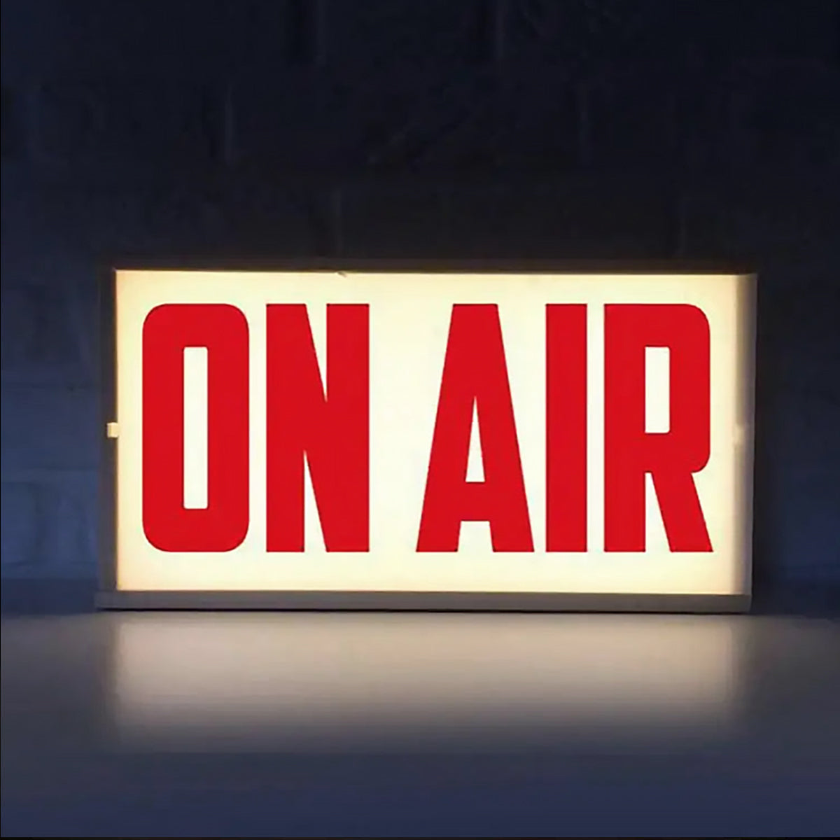 BowLift | On Air Sign Retro Light Box Table Lamp