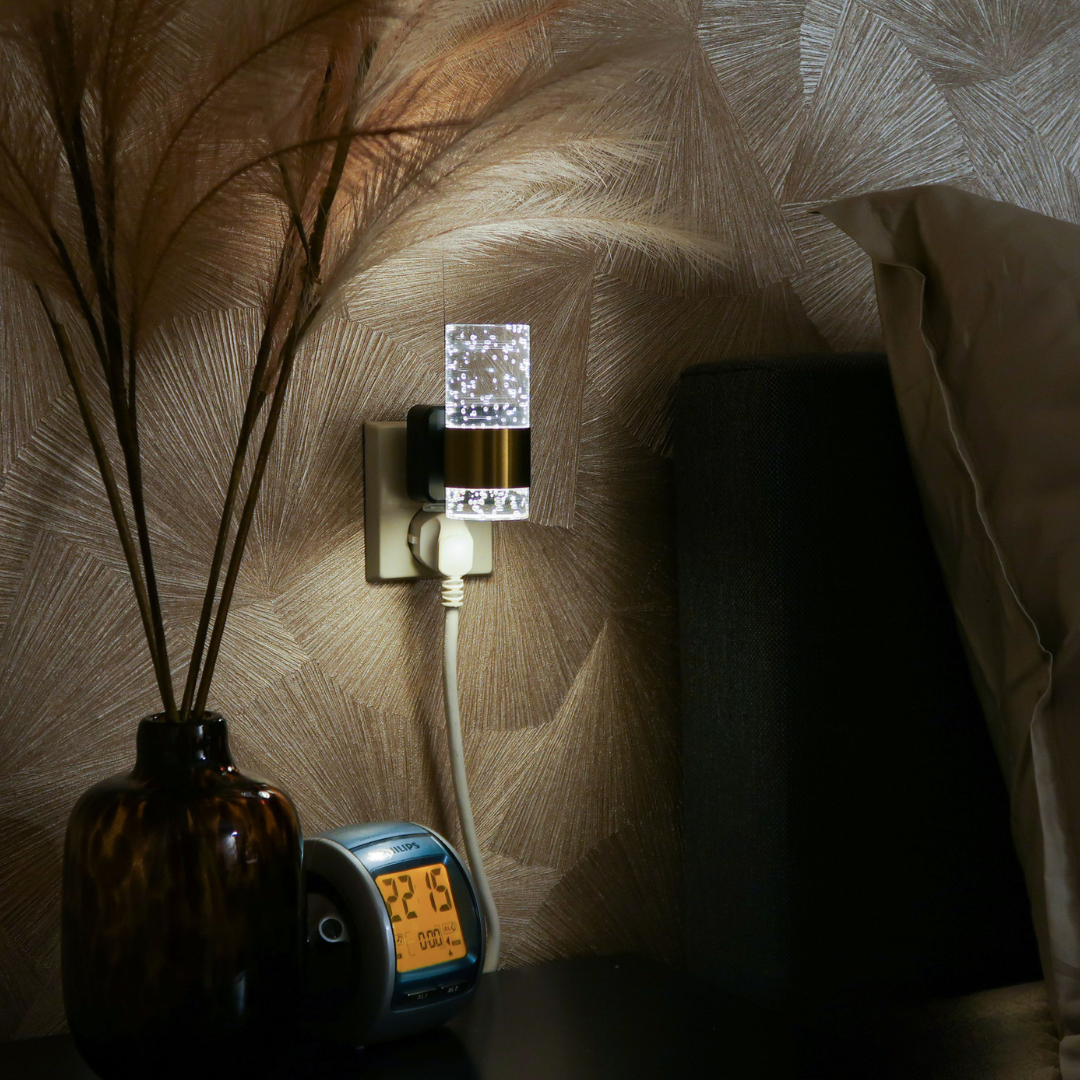 BowLift | LumiKristall Plug-in Wall Lamp with Light Sensor