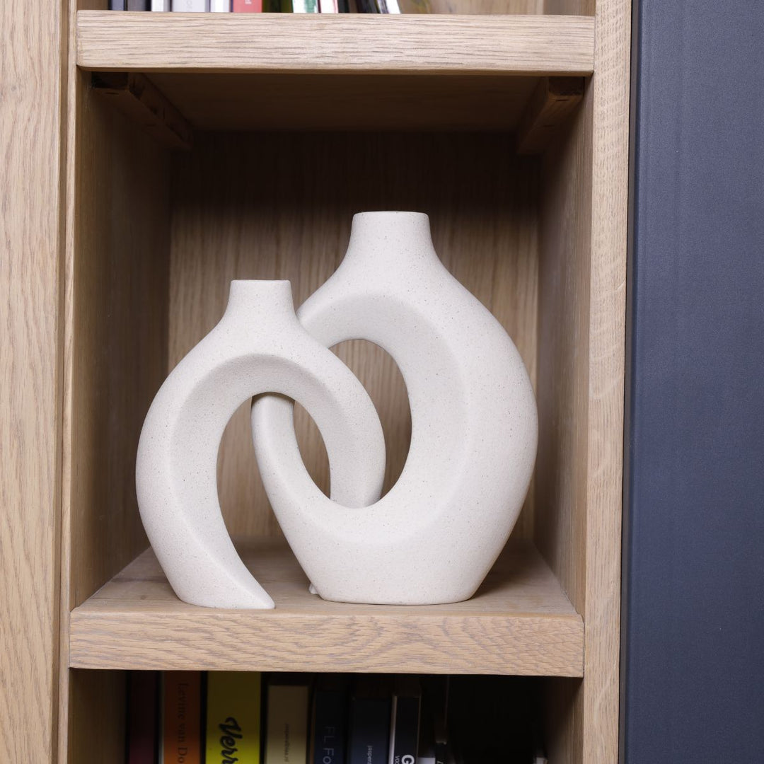 BowLift | Gleora Intertwined Ceramic Flower Vase – Elegant Decorative Centrepiece for Modern & Classic Interiors