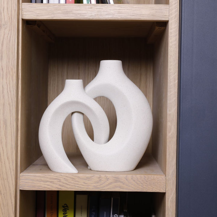 BowLift | Gleora Intertwined Ceramic Flower Vase – Elegant Decorative Centrepiece for Modern & Classic Interiors