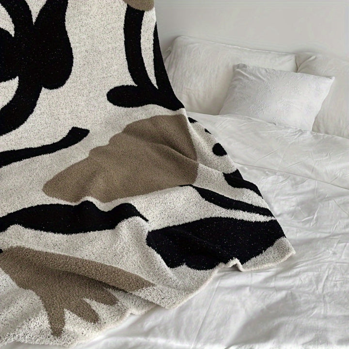 BowLift | Onyx Cozy All-Season Travel Bed Blanket