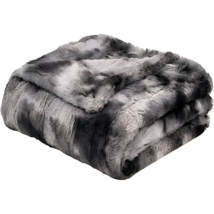 BowLift | Soft Velour Winter Blanket – Warm Coral Fleece Blanket in Batik Style