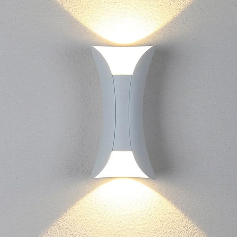 BowLift | Curved LED Wall Light with IP65 Protection
