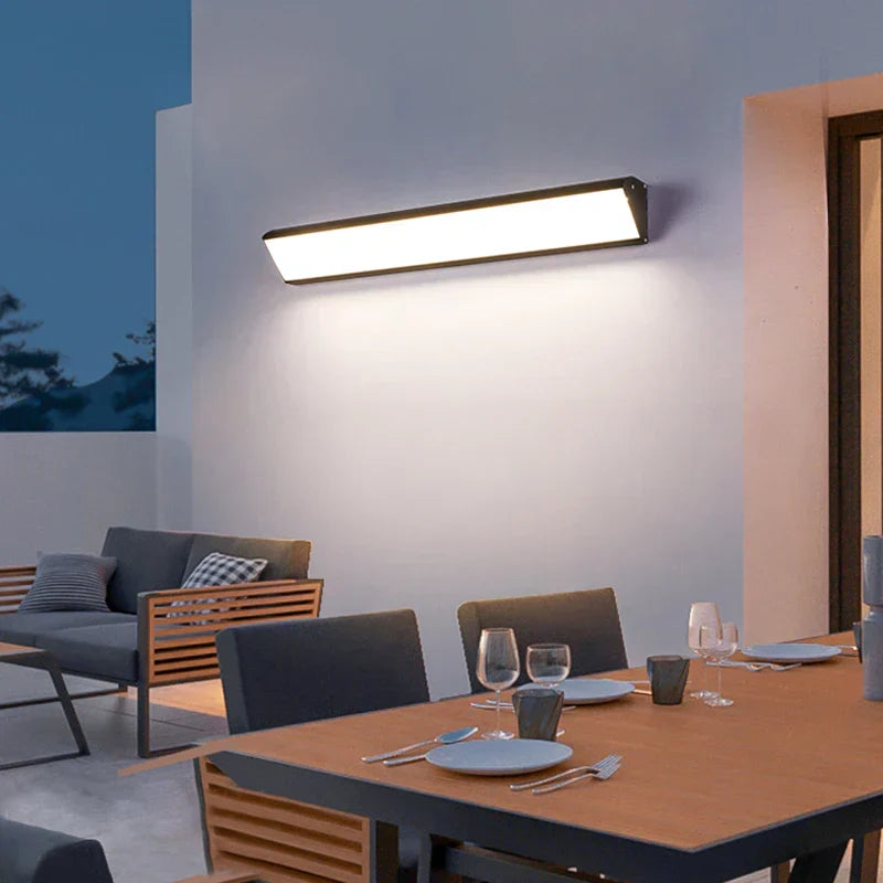 BowLift | Outdoor Courtyard Lamp