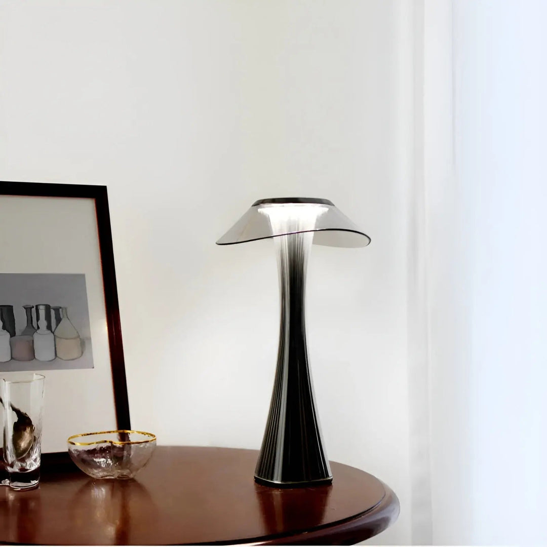 BowLift | Gior Luxe Table Lamp – Elegance and Flexibility