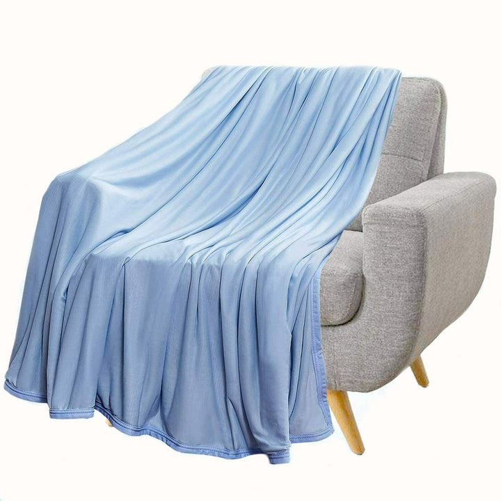 Ultra Comfortable Cooling Iced Hot Sleeper Bed Blanket 71" x 79" | Bowlift