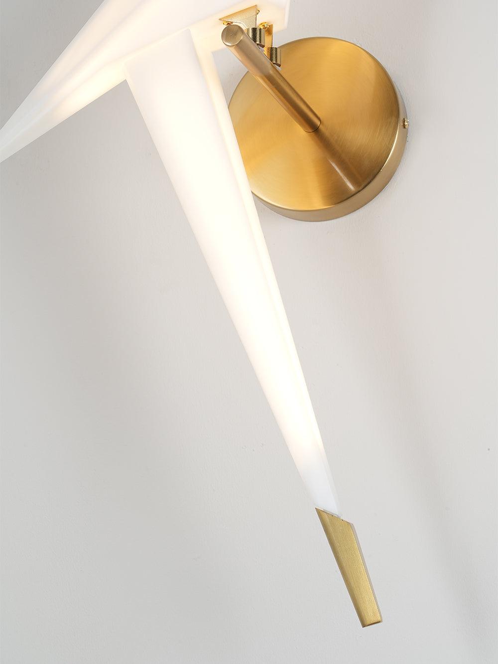 BowLift | Fancy Wall Lamp with Nature-Inspired Design