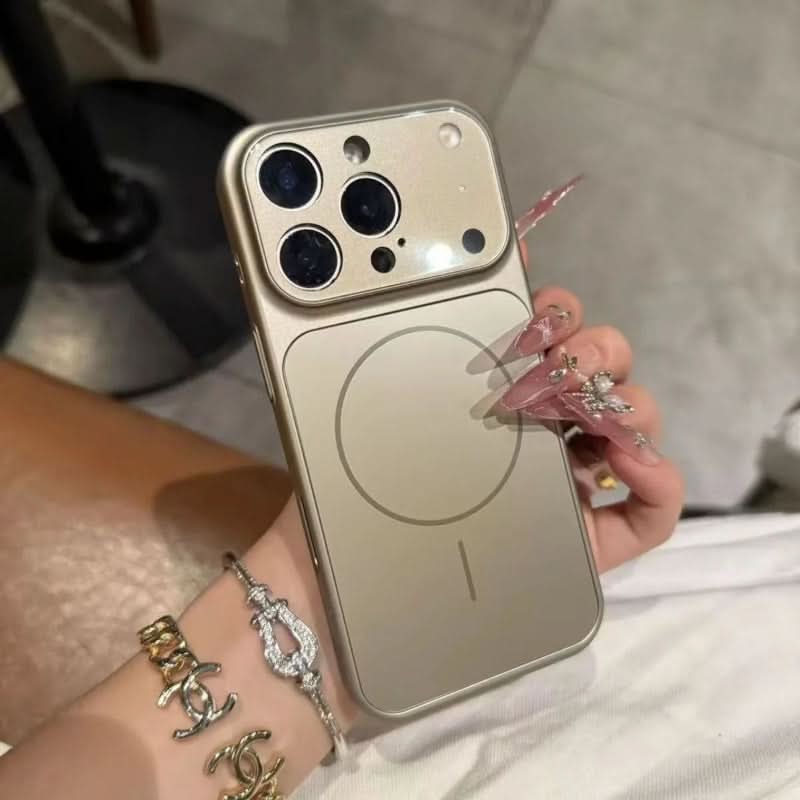 BowLift | Ultral-thin MagSafe case with frost finish for iPhone
