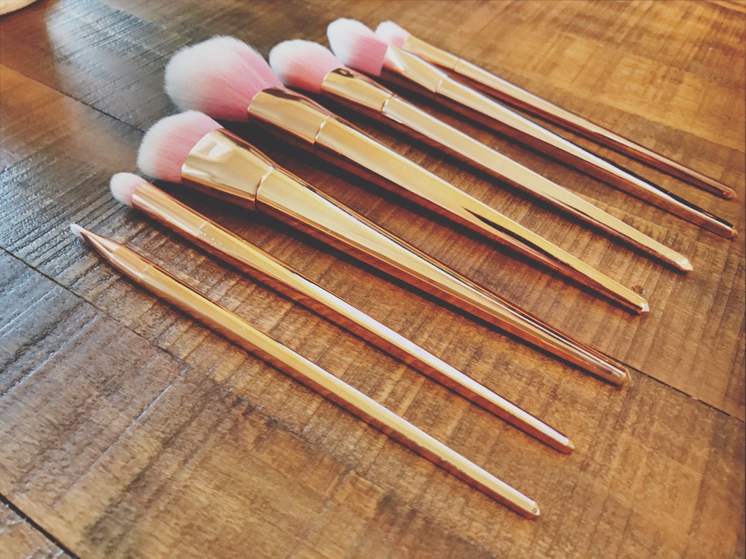 Rose Gold Contour Makeup Brushes - 7 Piece Set | Bowlift