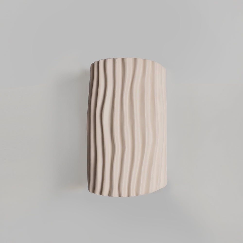 BowLift | NordicLuxe – Resin Wall Light with Warm and Inviting Glow