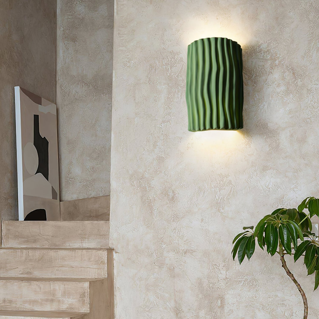 BowLift | NordicLuxe – Resin Wall Light with Warm and Inviting Glow