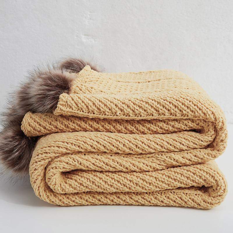 Pom Pom Chenille Blankets Bowlift